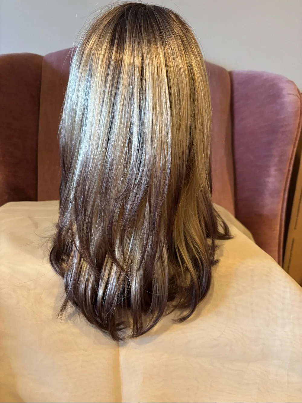 Women's Layered Synthetic Wig in Light Brown with Dark Brown Roots